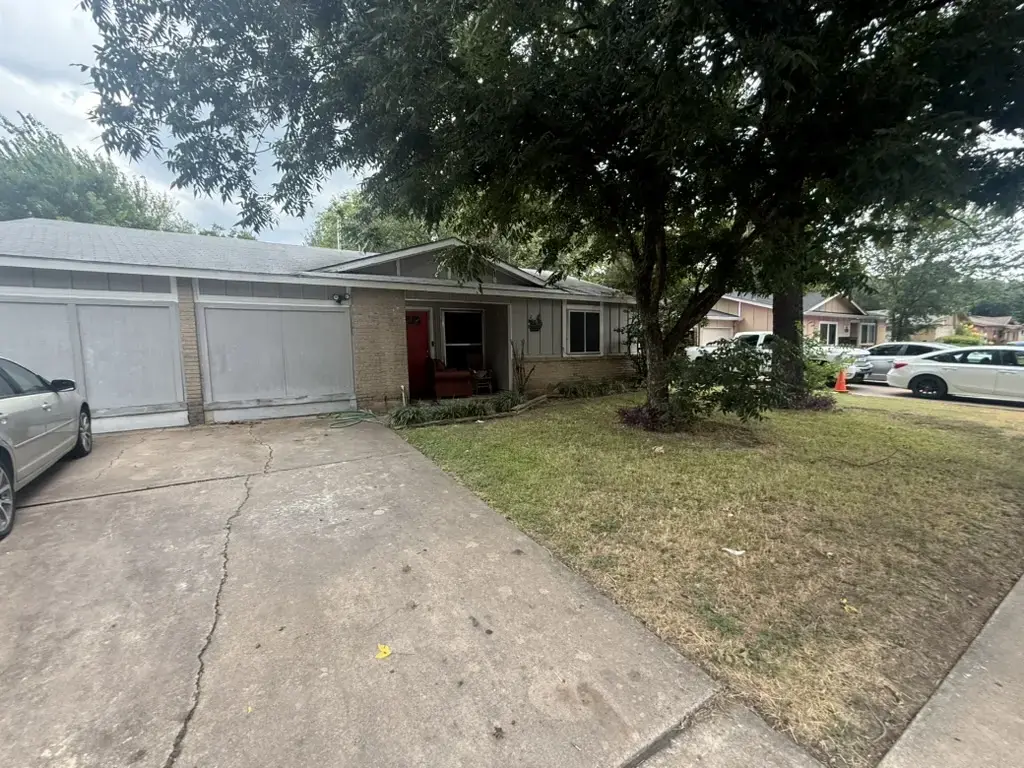 4400 Dovehill Dr, Austin