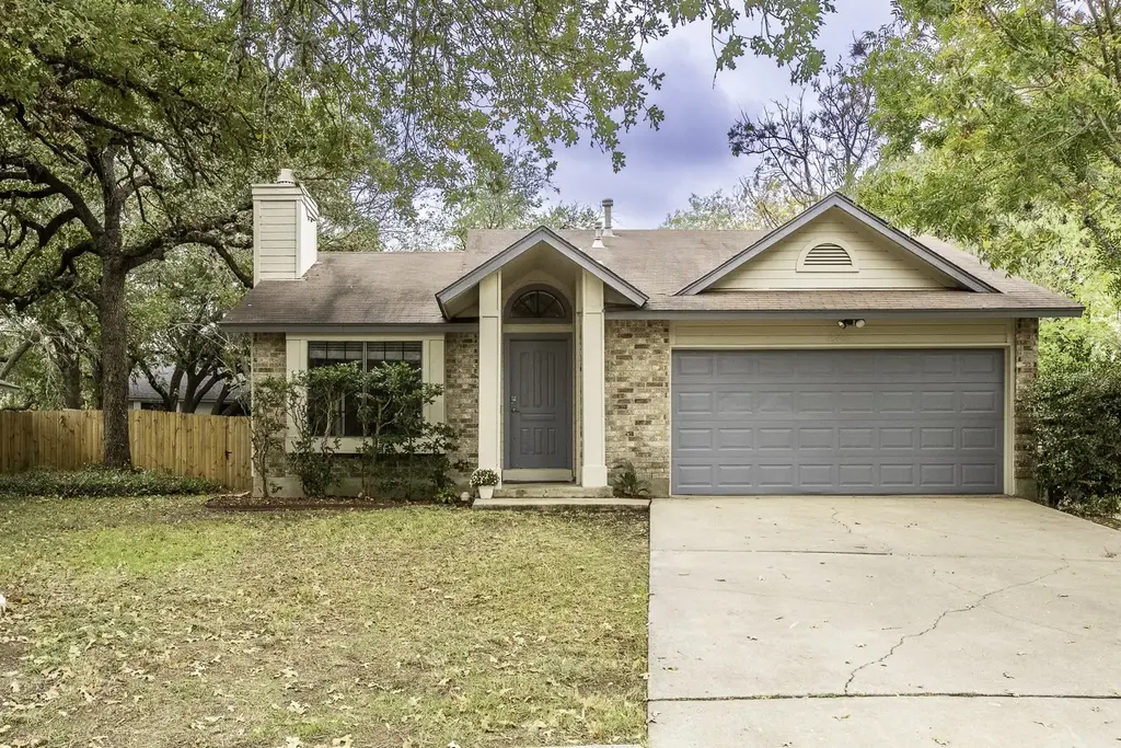 10406 Sentenal Dr, Austin