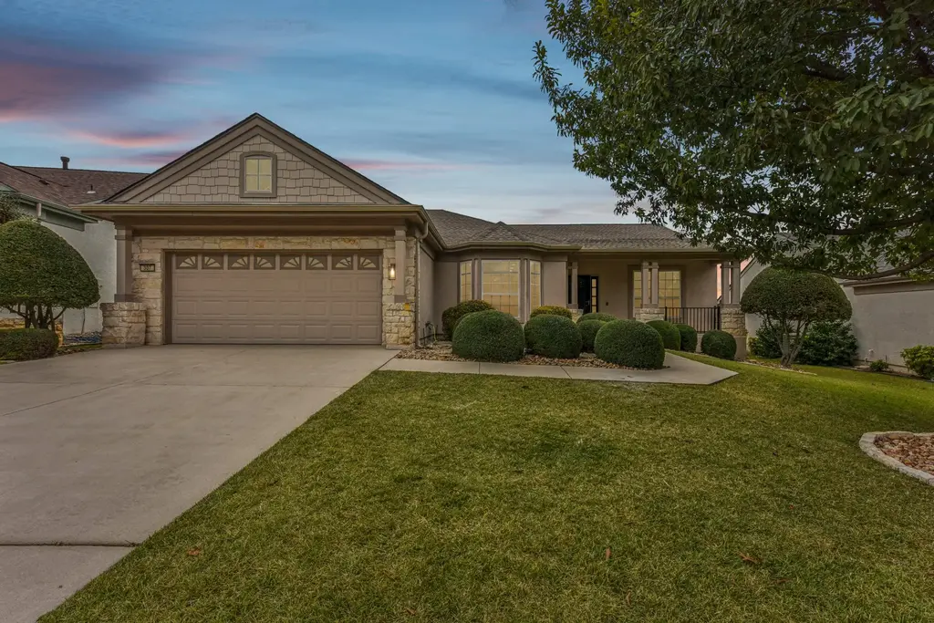 307 San Saba Dr, Georgetown