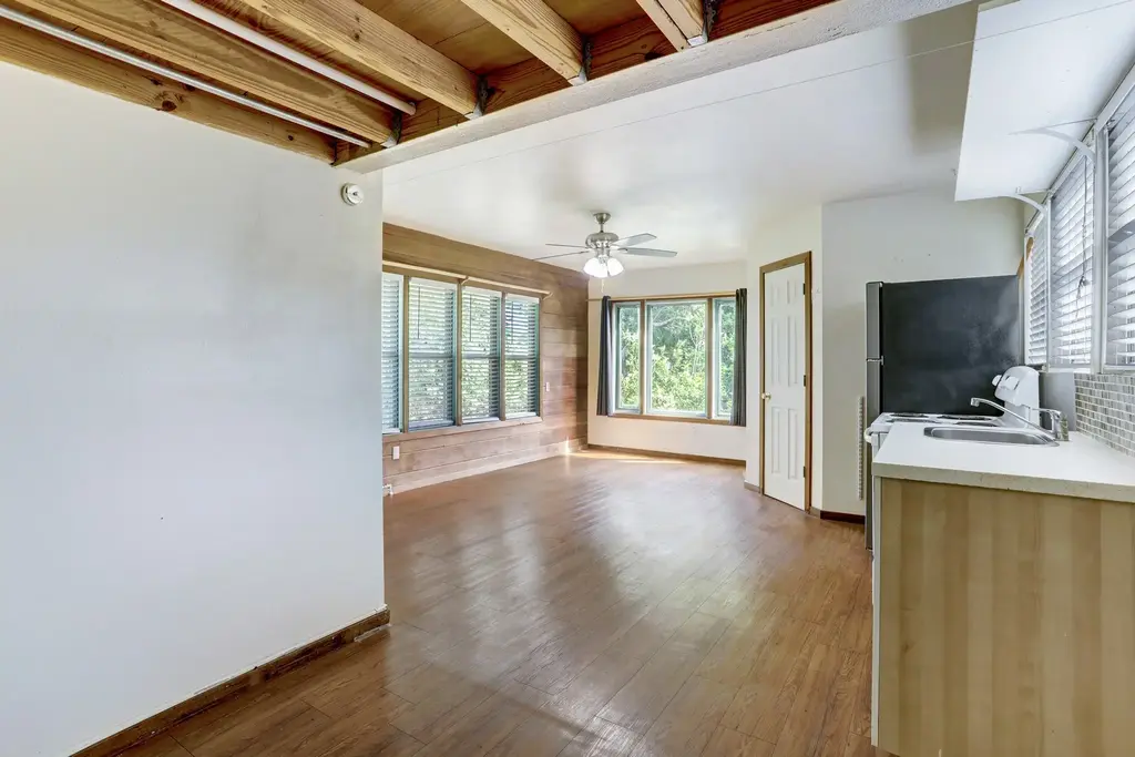 901 Newman Dr B, Austin