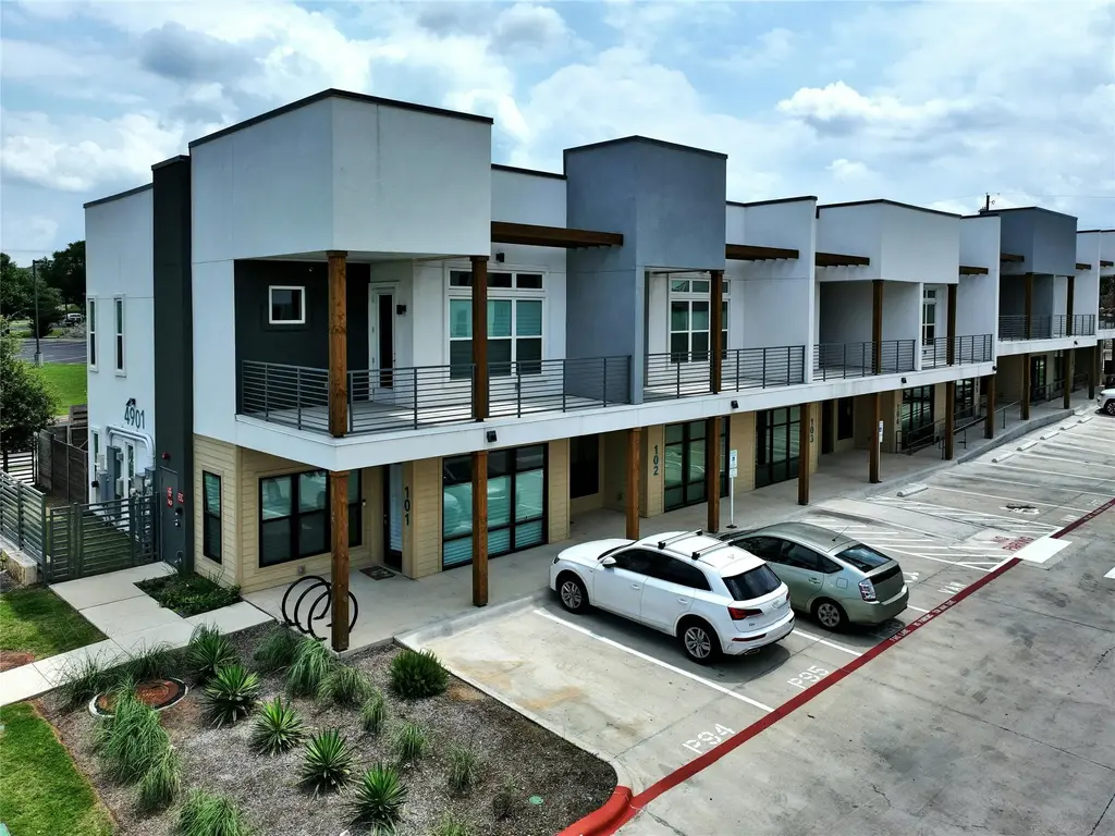 4901 Springdale. Rd 102, Austin