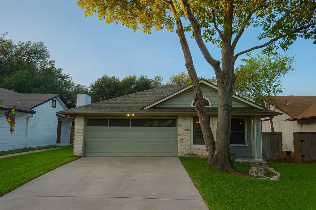 12806 Margit Dr, Austin
