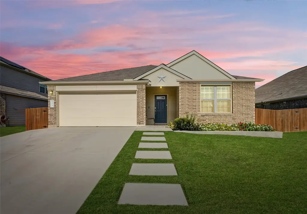 111 Pearland St, Hutto