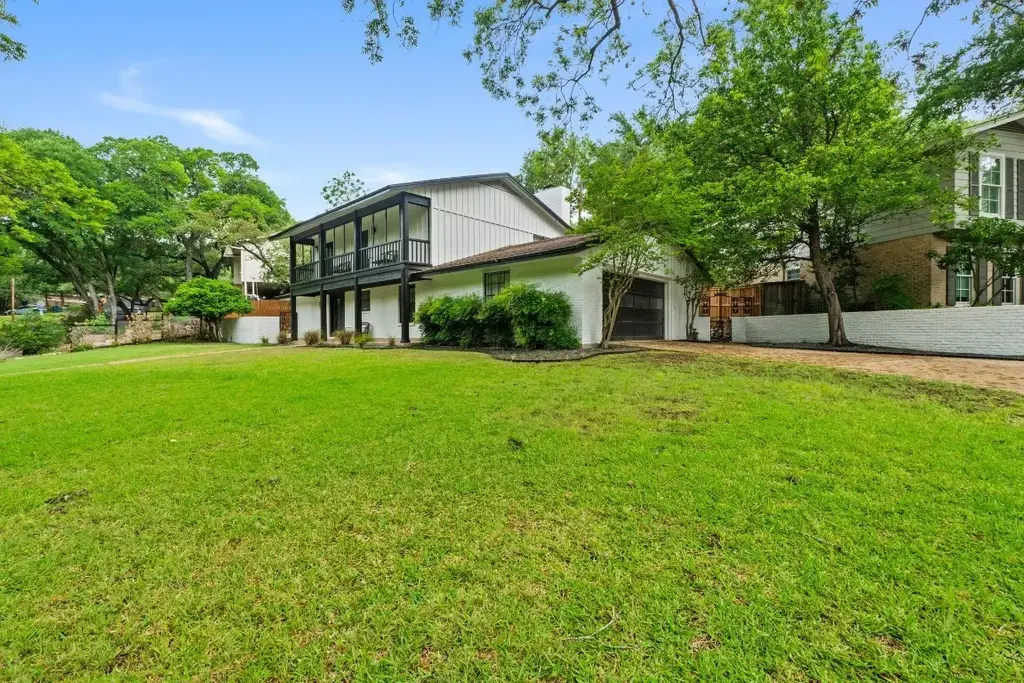 3520 Highland View Dr, Austin