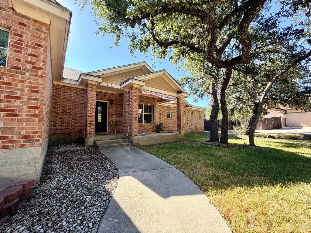 1027 Stagecoach Trl, San Marcos