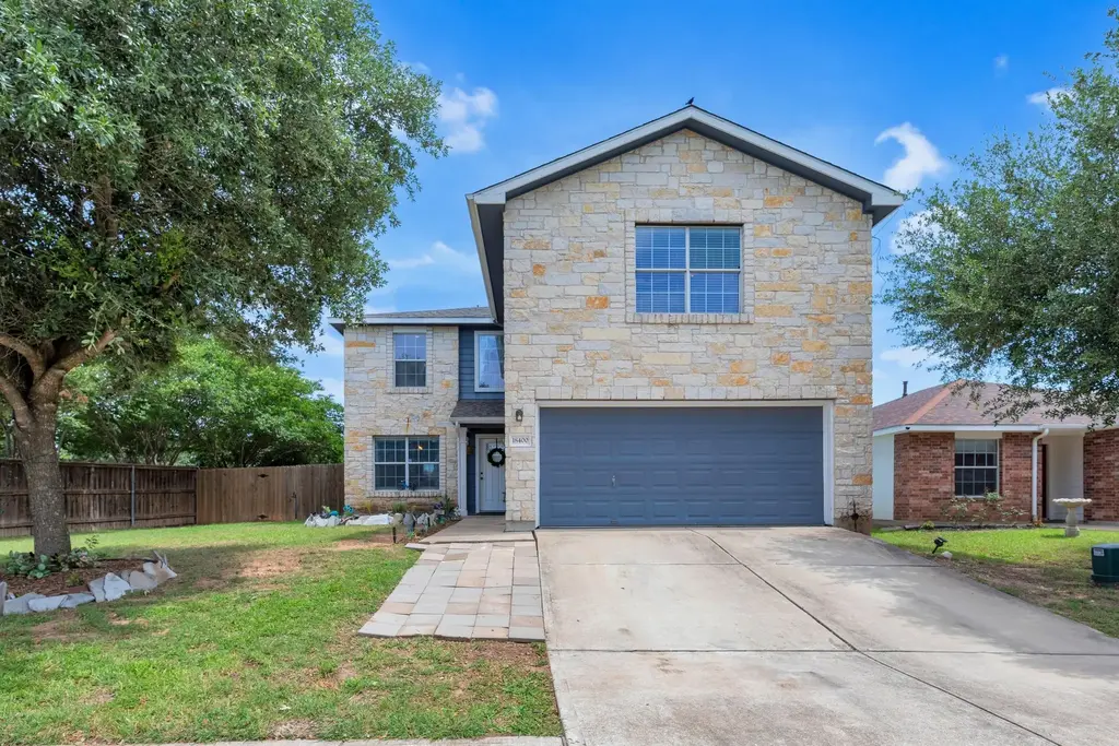 18400 Sun Haven Cv, Elgin
