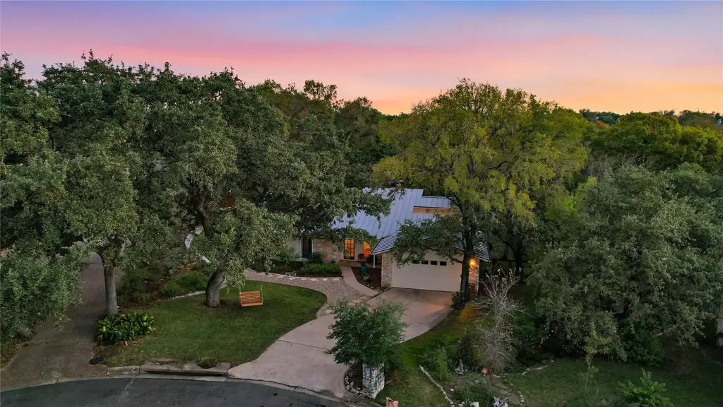 4608 View W, Austin