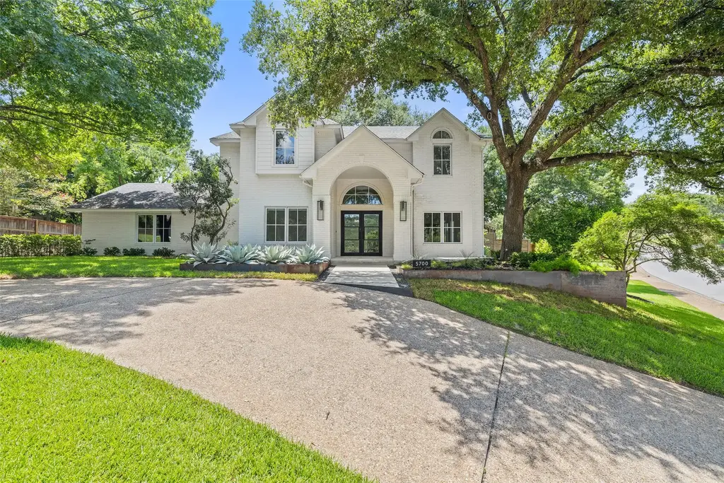 5700 Carry Back Ln, Austin
