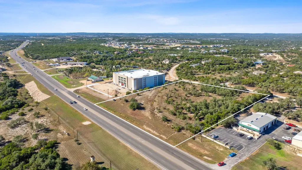 3981 & 3983 E Highway 290, Dripping Springs
