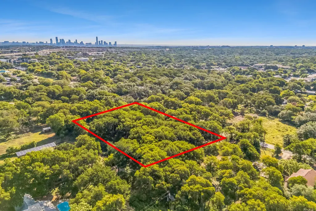 10 Reese Dr, Sunset Valley