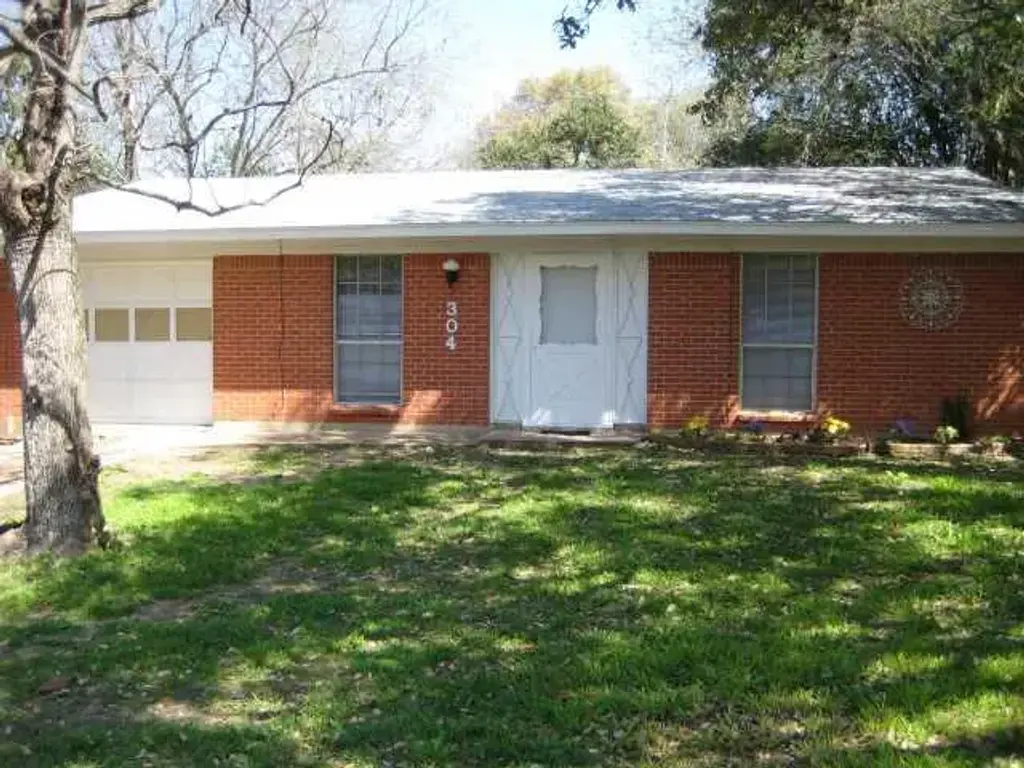 304 Sheraton Ave, Austin