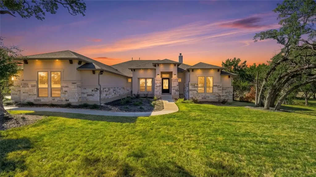 505 Wonderstruck, Liberty Hill