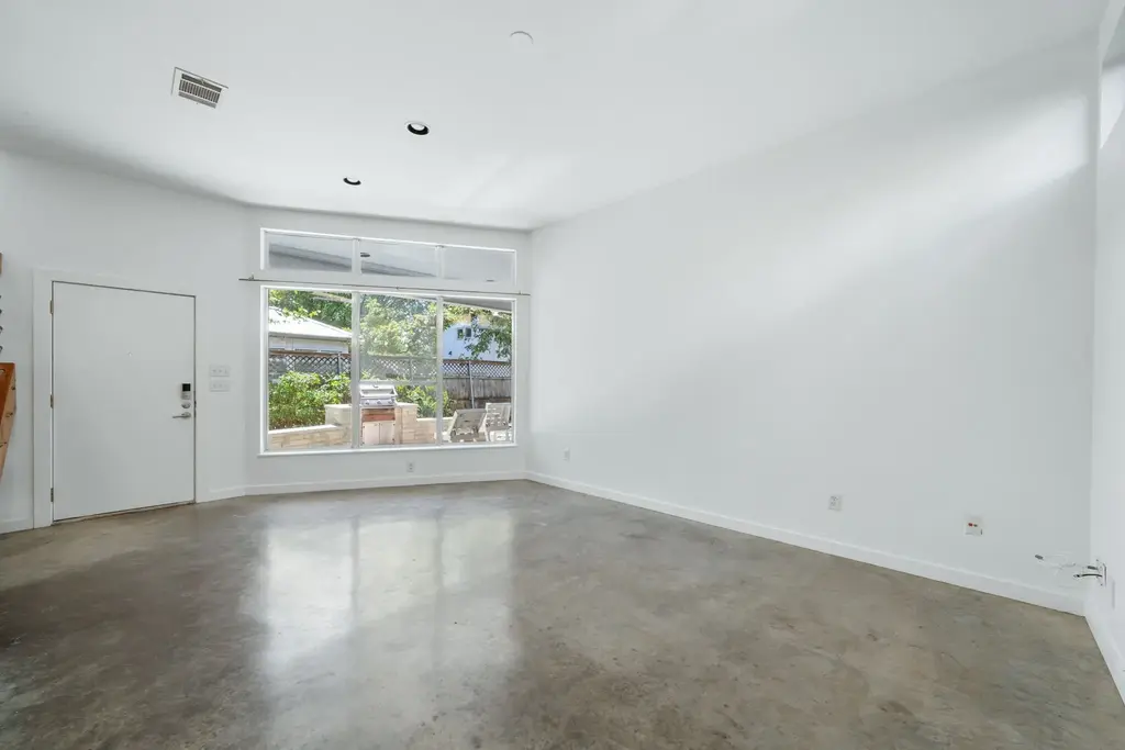 707 E 47th St B, Austin