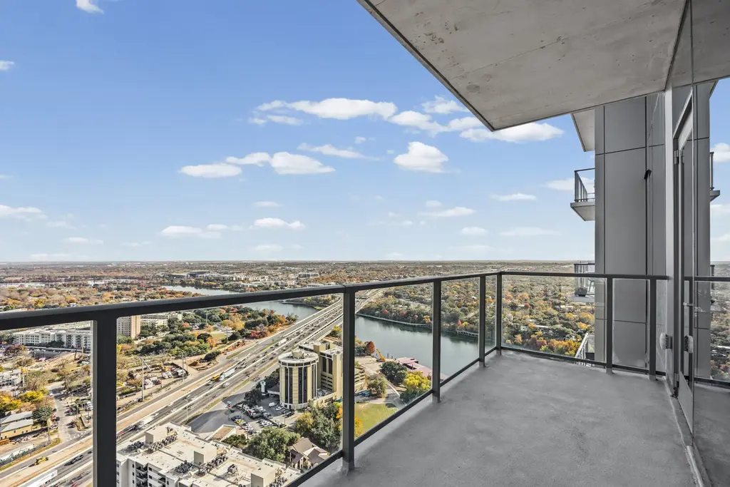 44 East Ave 3406, Austin