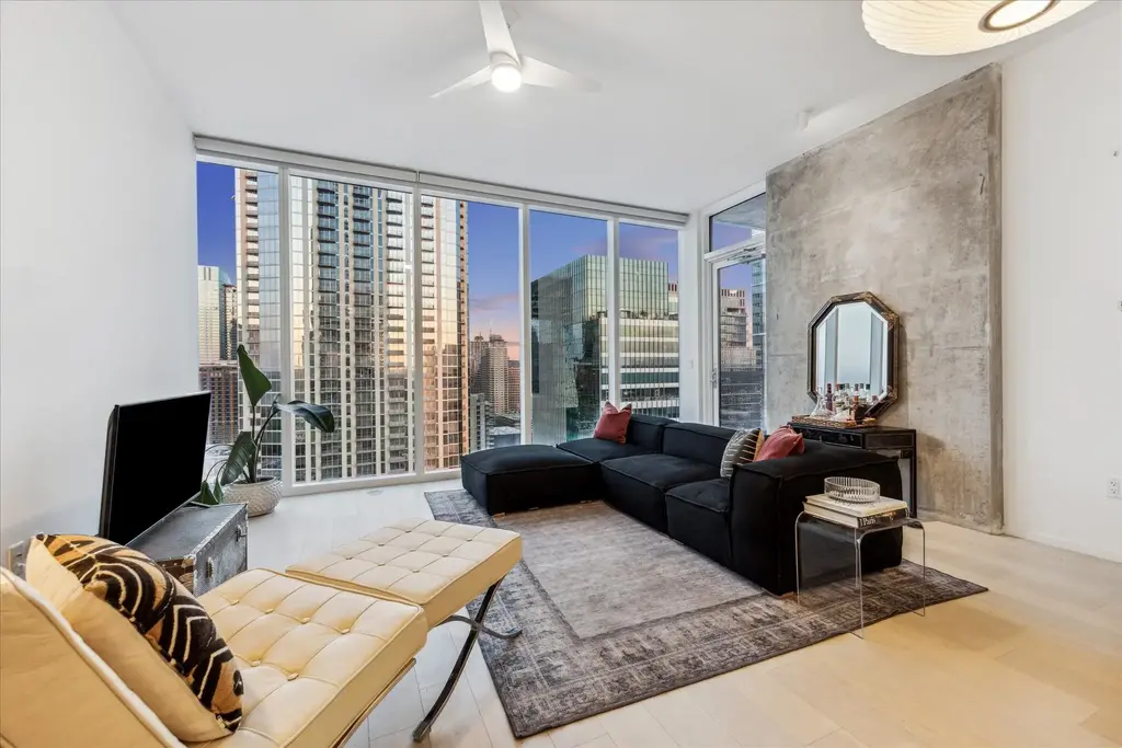 301 West Ave 2604, Austin