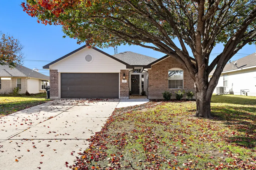 219 Warner Bnd, Hutto