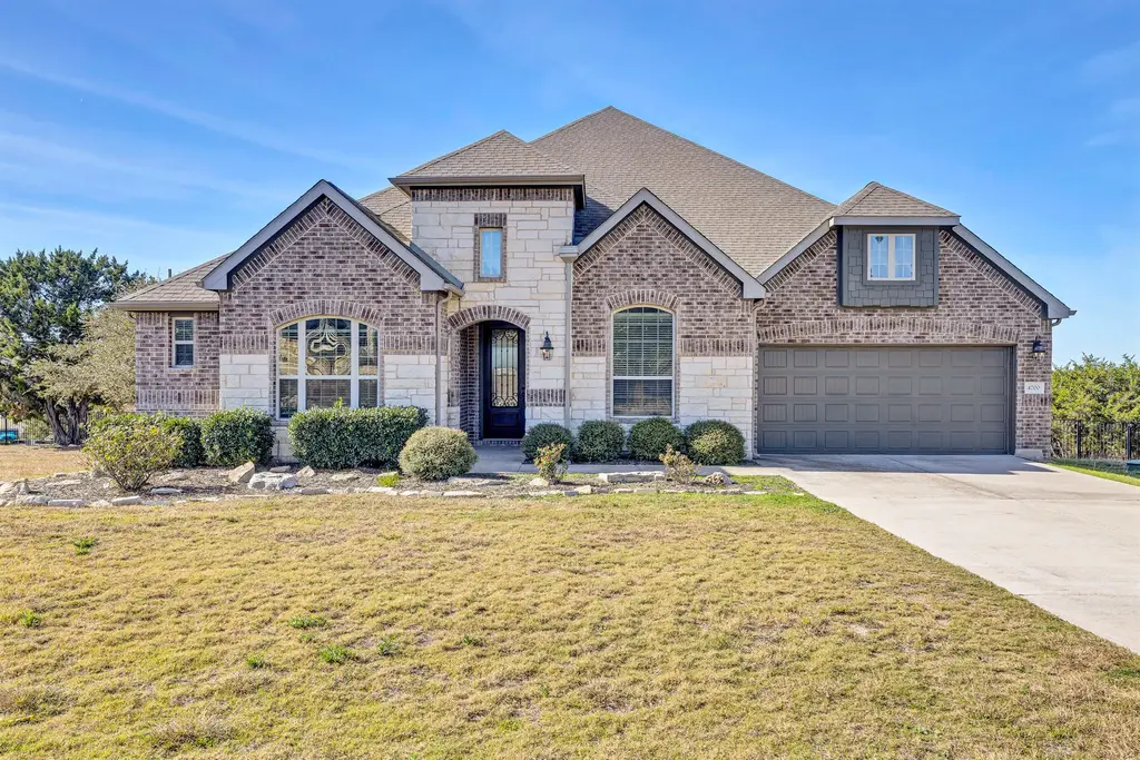 4700 Topacio Dr, Spicewood