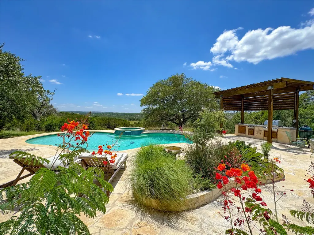 1178 Hidden Creek Dr, Dripping Springs