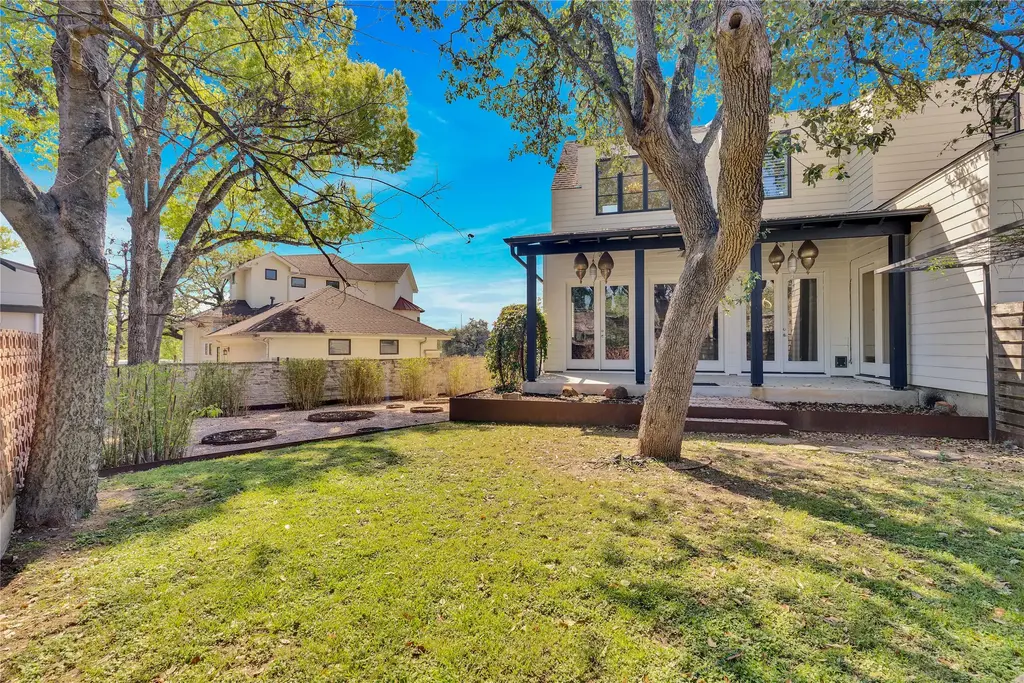 611 Josephine St B, Austin