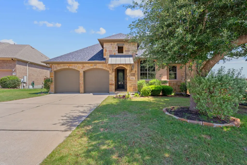 13271 Mesa Verde Dr, Austin