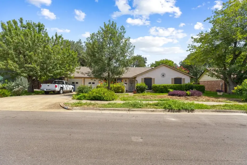 5706 Cherry Creek Dr, Austin