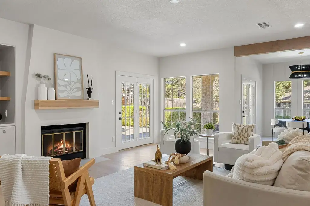 1006 Palos Verdes Dr, Lakeway