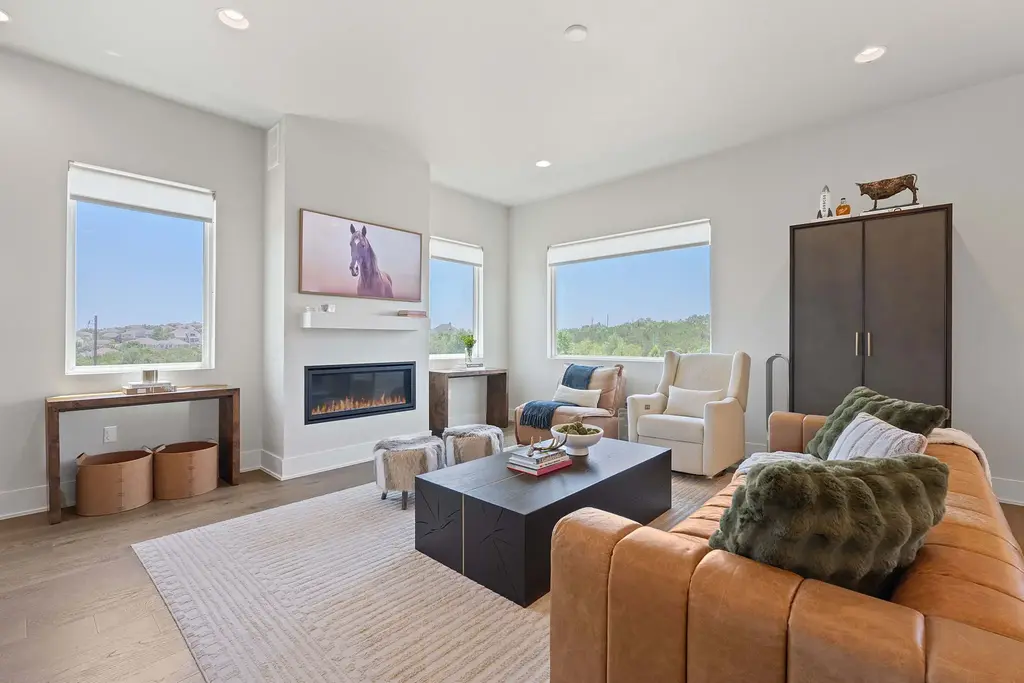 7905 Floracita Ln, Austin