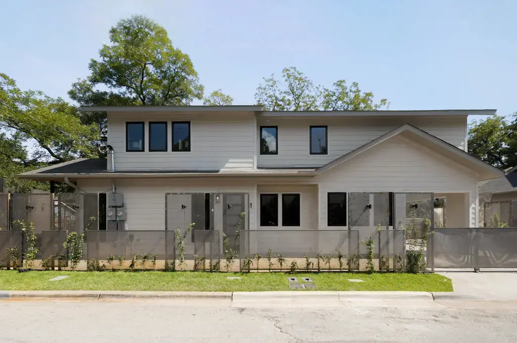 1401 E 3rd St 1, Austin