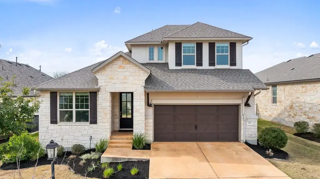 216 Gulfton St, Lakeway