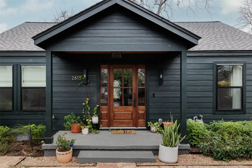2613 E 2nd St, Austin
