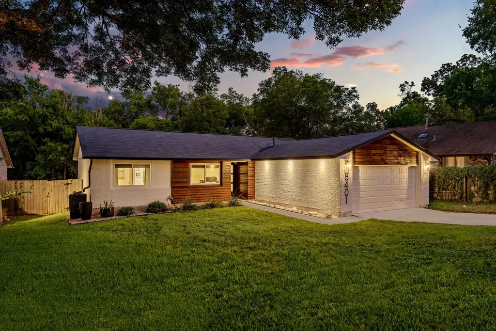 8401 Alabama Dr, Austin