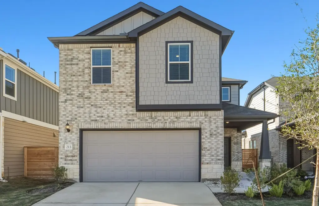 213 Regatta Trl, Leander