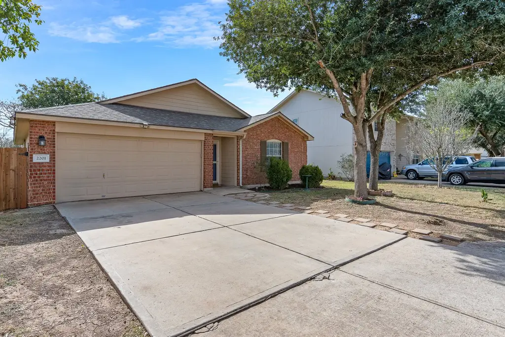 2201 Whistling Way, Taylor