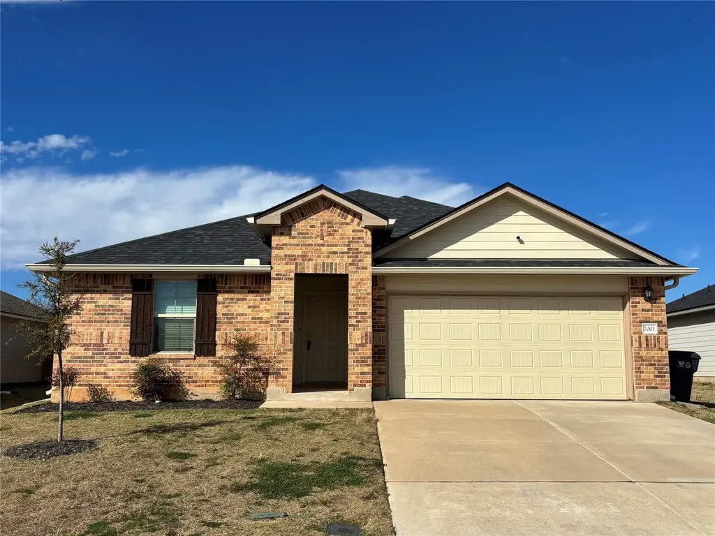 7001 Guadalupe Rd, China Spring