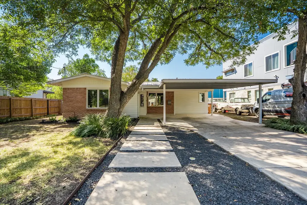 2117 Shoalmont Dr, Austin