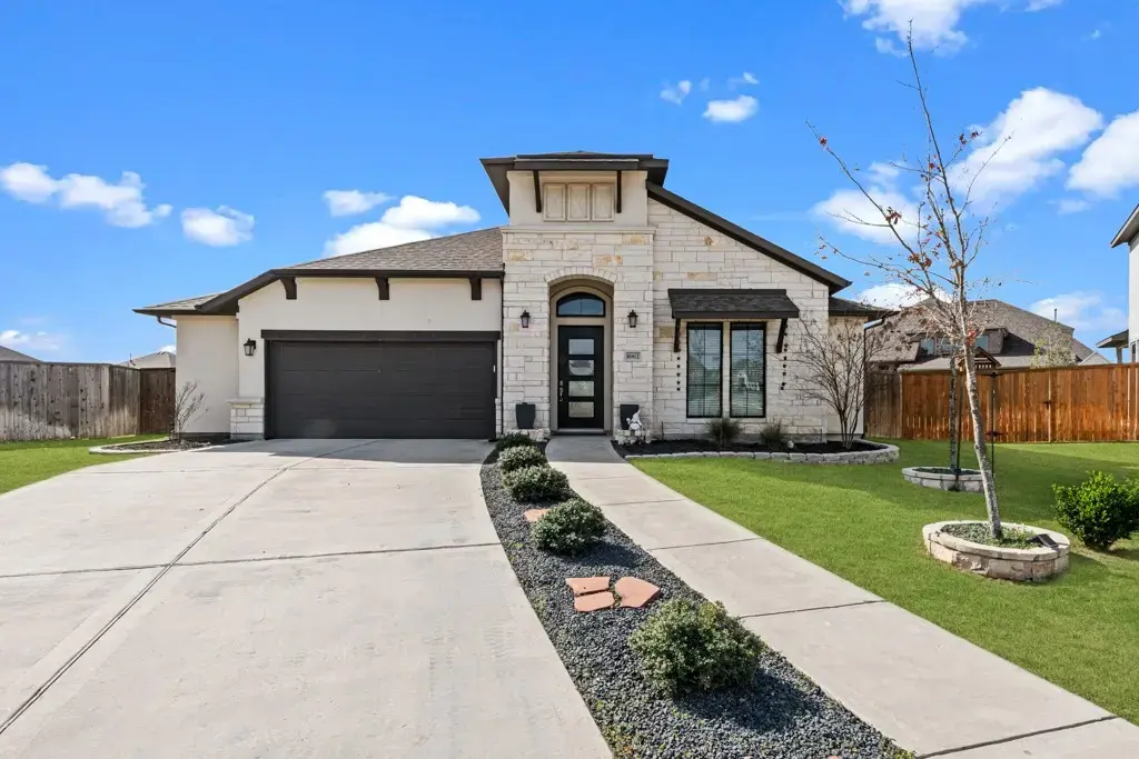 16812 Rakesh Way, Manor
