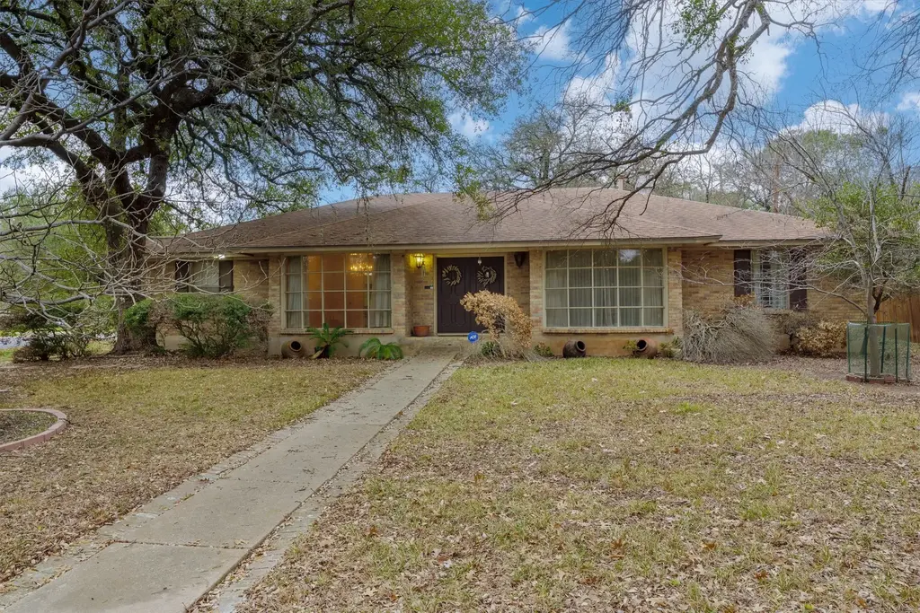 4014 Silverspring Dr, Austin