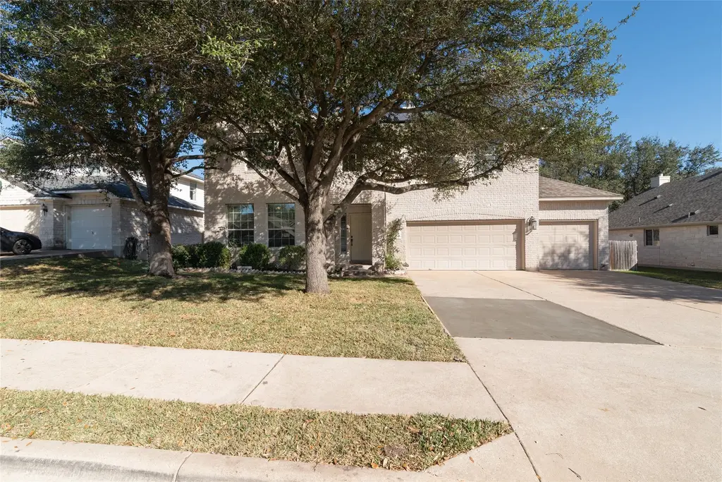 2504 Granite Creek Dr, Leander