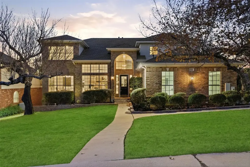 7500 Fireoak Dr, Austin
