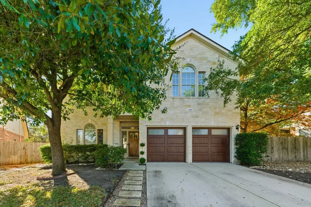 4509 Hibiscus Valley Dr, Austin