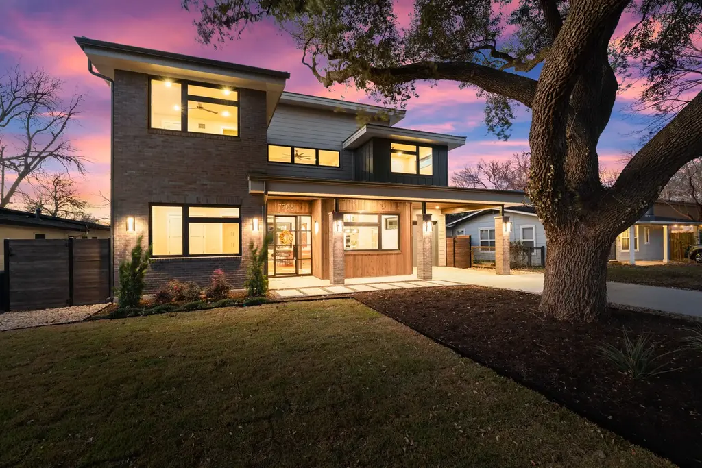 7706 Rutgers Ave, Austin