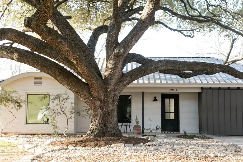 2907 Pinecrest Dr, Austin