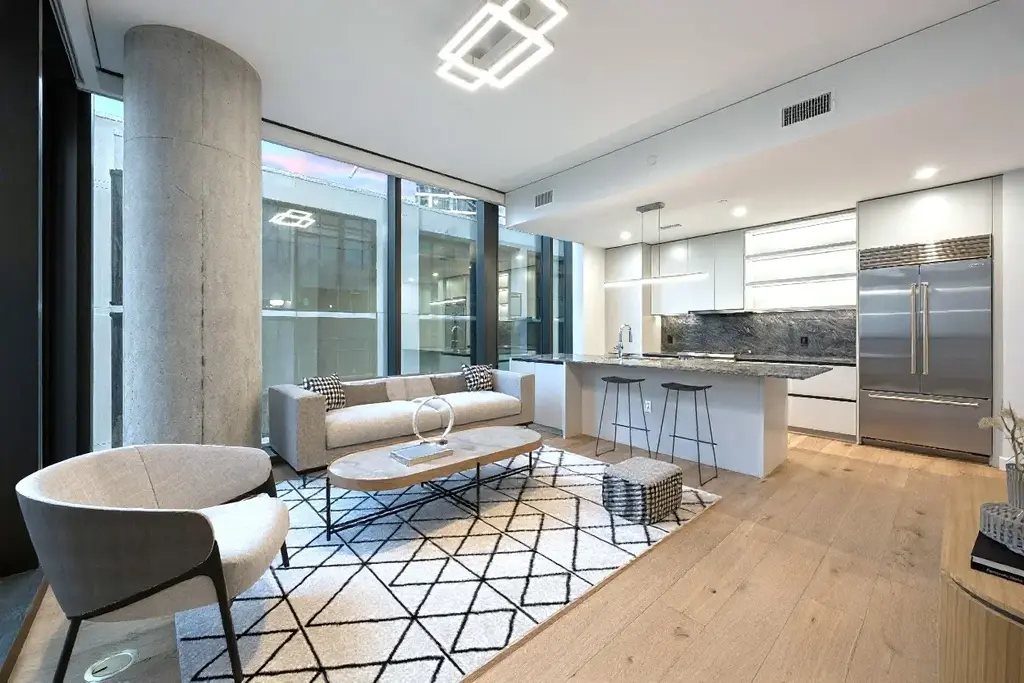 610 Davis St 3005, Austin