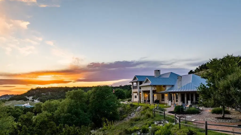 362 Kruse Hill Dr, Fredericksburg