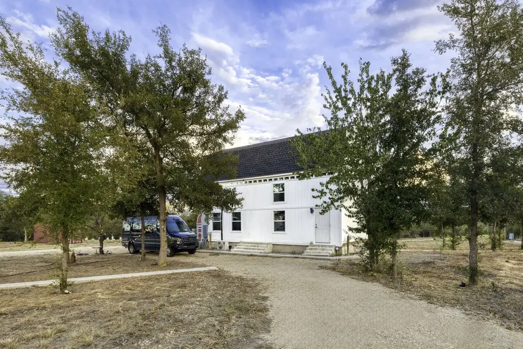 1501 Boggy Creek Rd, Lockhart