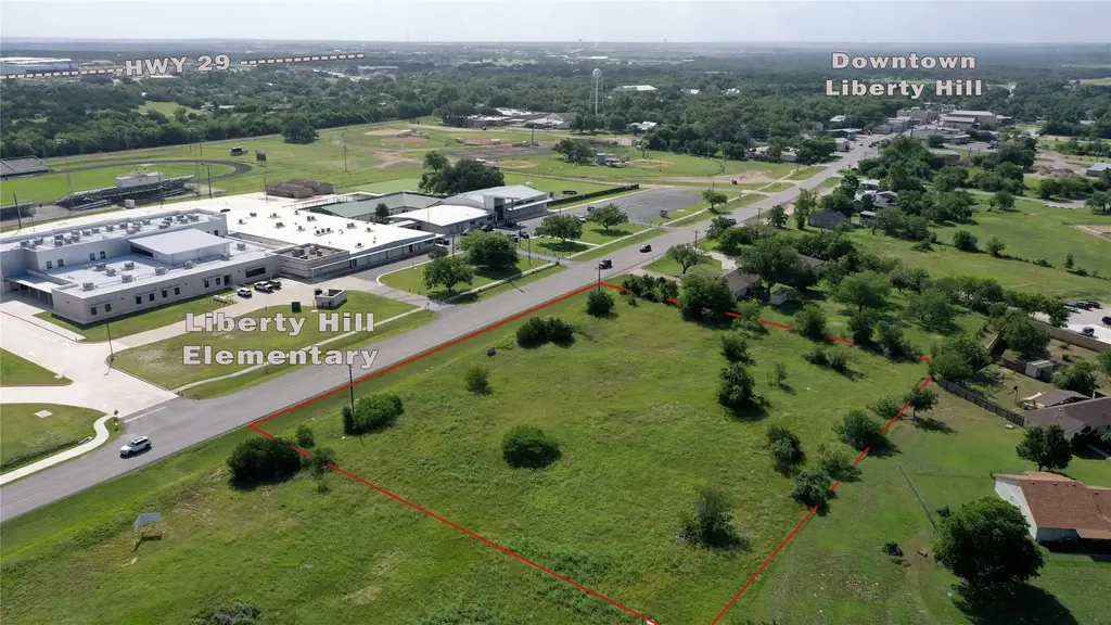 1401 Main St, Liberty Hill