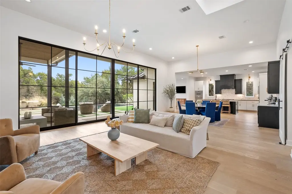 164 Arabian Ln, Driftwood