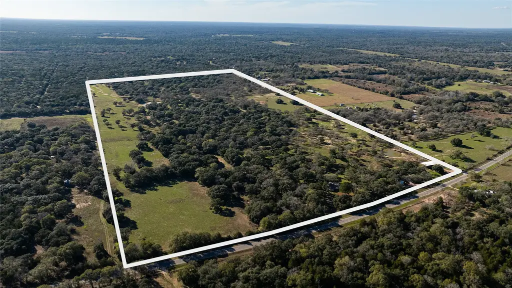 12570 Fm 530, Hallettsville