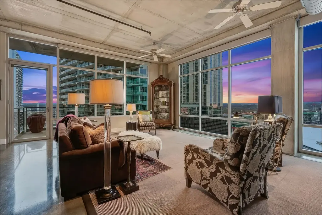 800 W 5th St 1001, Austin