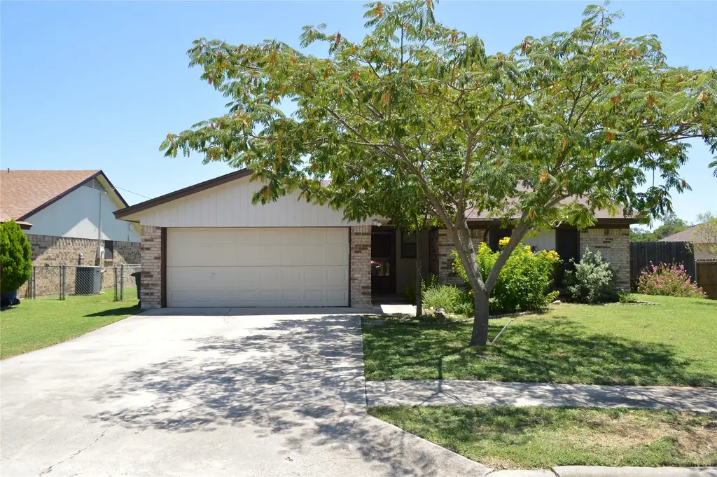 1404 Rob Ln, Copperas Cove